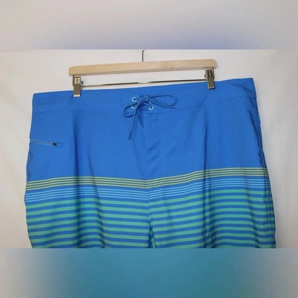 Vineyard Vines Striped Unlined Board Swim Shorts with Zippered Pocket Size 40 - Picture 4 of 14